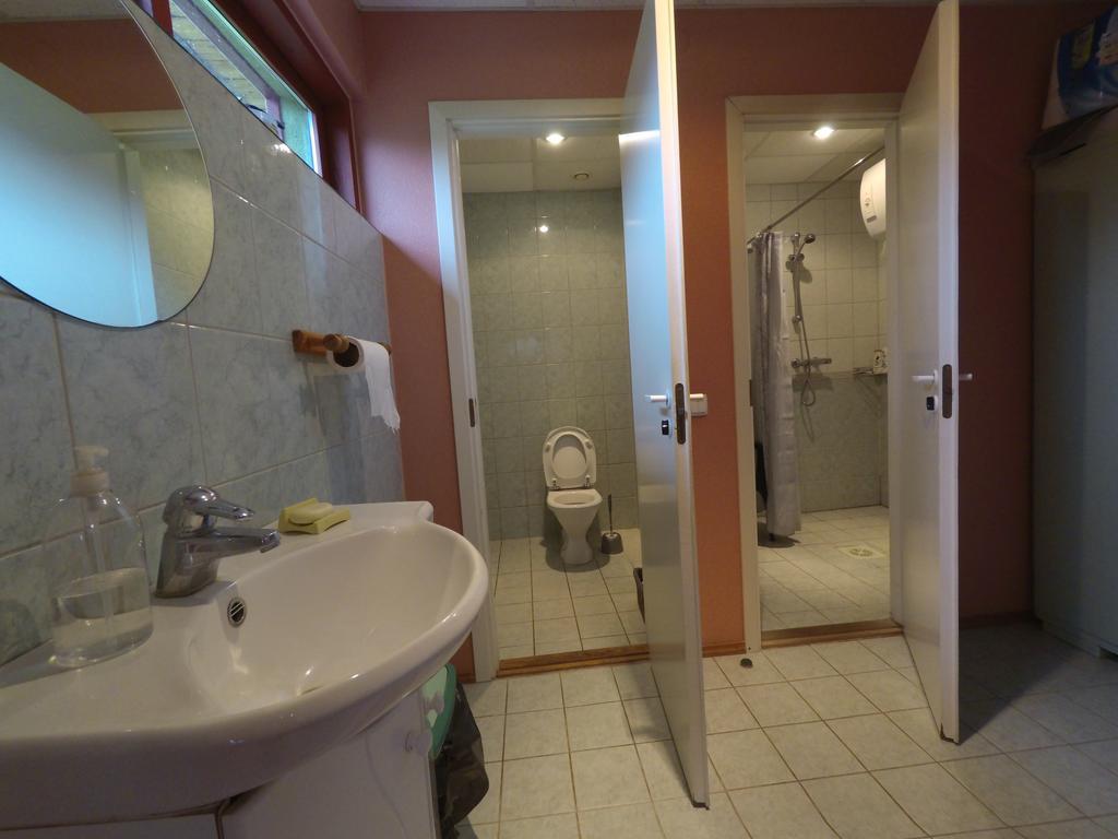 Hostel Laguun Калласте Екстер'єр фото